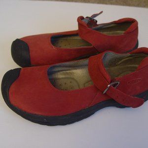 Women Red suede KEEN Mary Jane shoes sz 9 EU 39.5